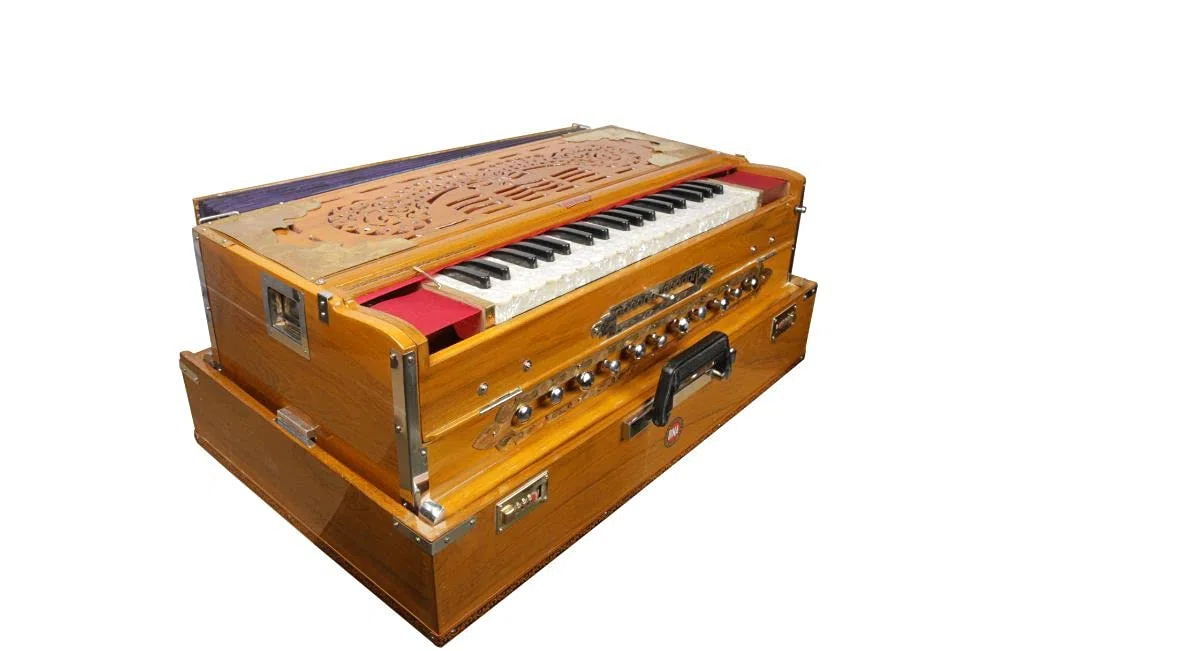 Harmonium BINA nº 32 Scalechange portátil con 4 juegos de cañas inglesas/armonio profesional de calidad de concierto/armonio afinado profesional